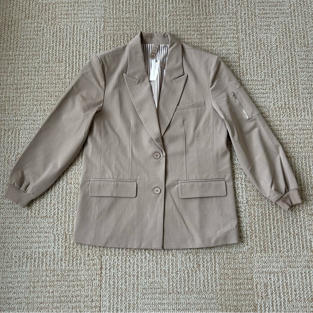 NWT Anthropologie Dolan Relaxed Bomber-Sleeve Blazer in Sand/Beige - Small